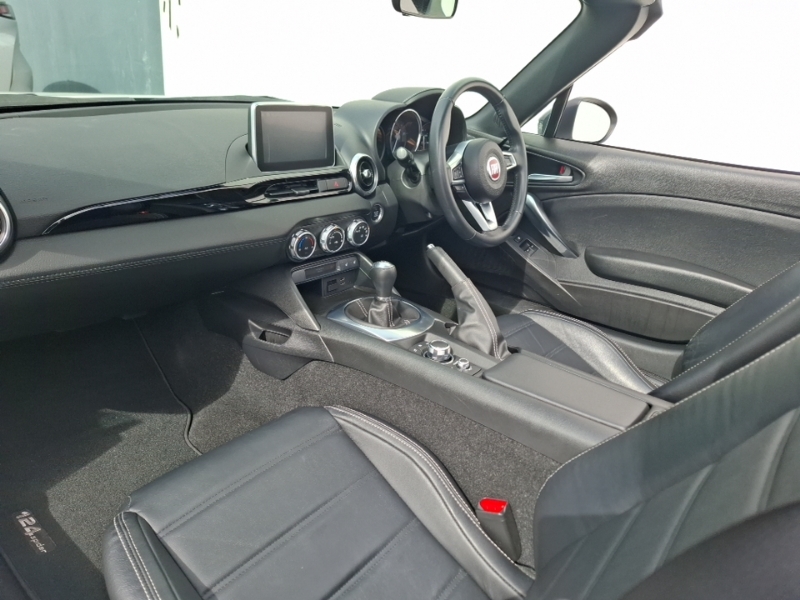 Fiat 124 Spider 1.4 Multiair S-design White #5
