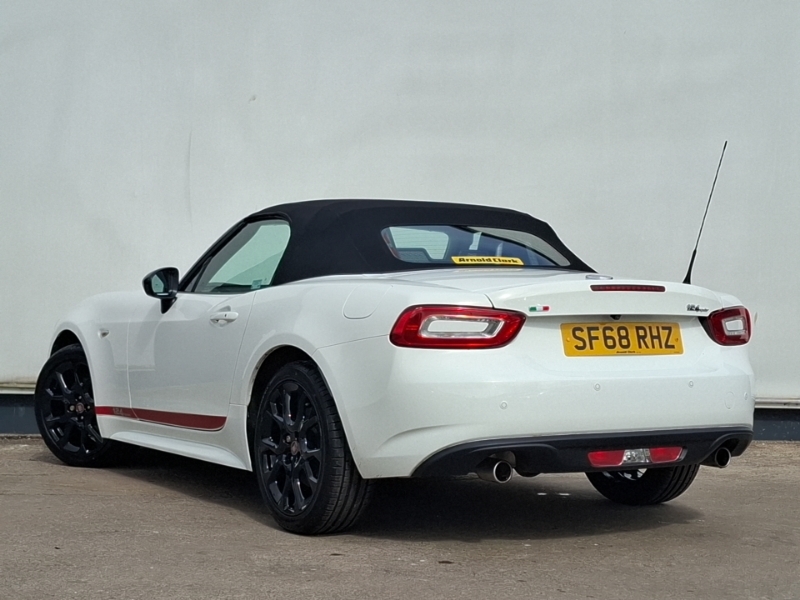 Fiat 124 Spider 1.4 Multiair S-design White #2