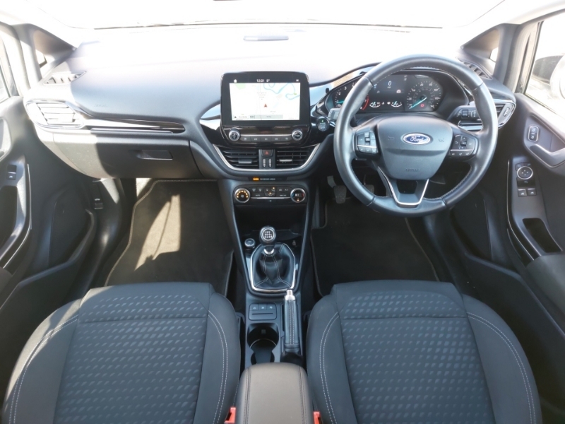 Ford Fiesta 1.0 Ecoboost 125 Titanium SE18WKT Black #3