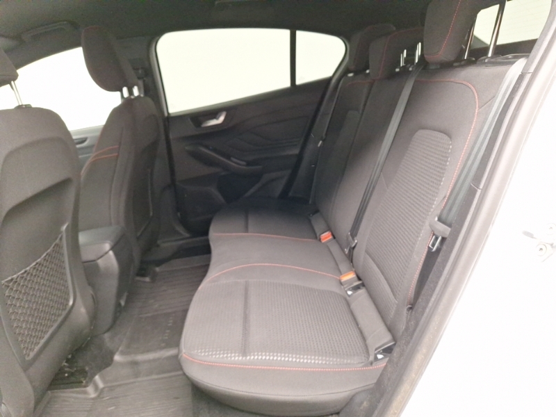 Ford Focus 1.0 Ecoboost St-line SN23MYA White #6