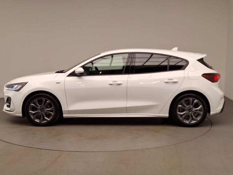 Ford Focus 1.0 Ecoboost St-line SN23MYA White #4