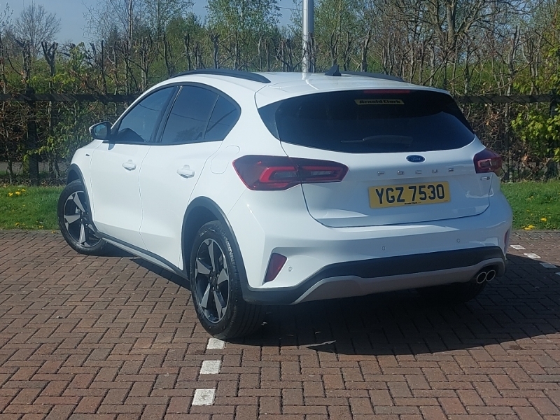 Ford Focus 1.0 Ecoboost Hybrid Mhev 155 Active YGZ7530 White #2
