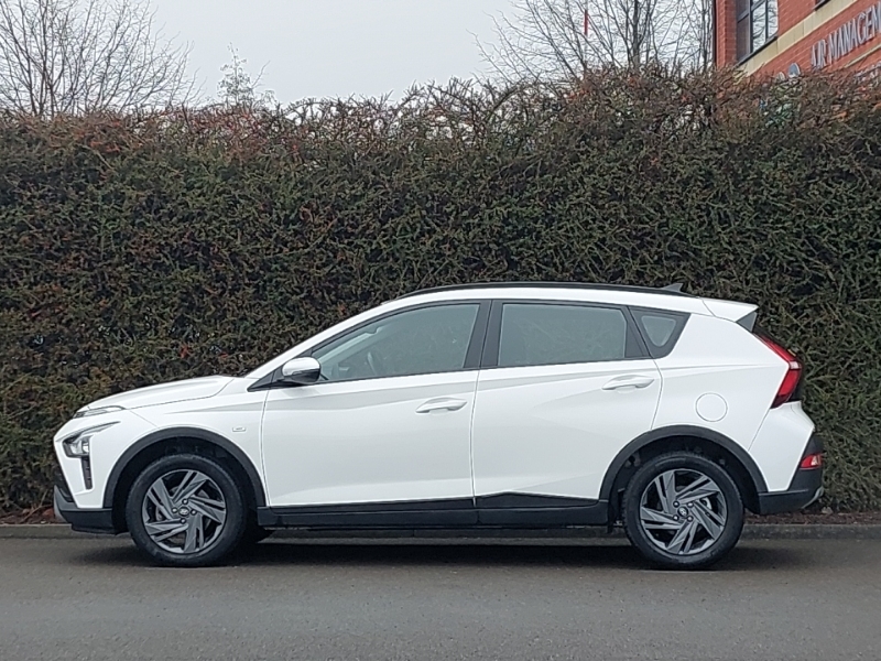 Hyundai Bayon 1.0 Tgdi 48V Mhev Se Connect Dct White #4