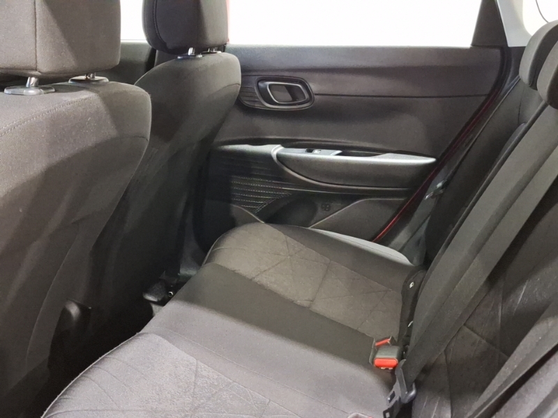 Hyundai Bayon 1.0 Tgdi 48V Mhev Se Connect Dct DY73SXA Red #6