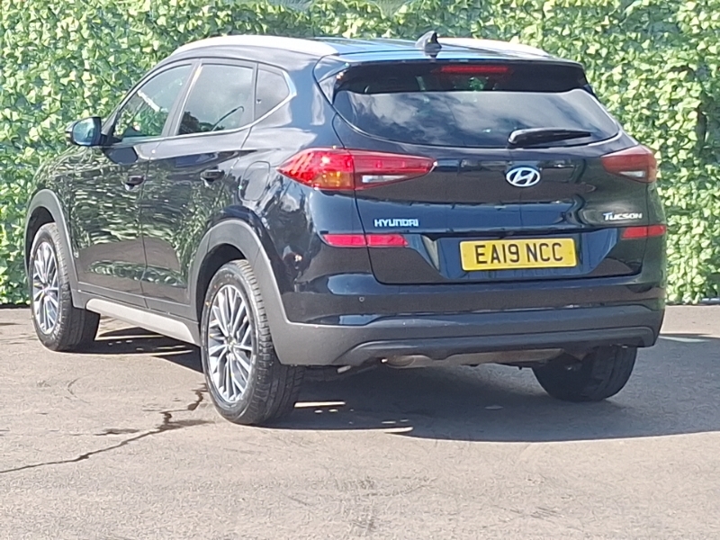 Hyundai Tucson 1.6 Gdi Premium 2Wd EA19NCC Black #2
