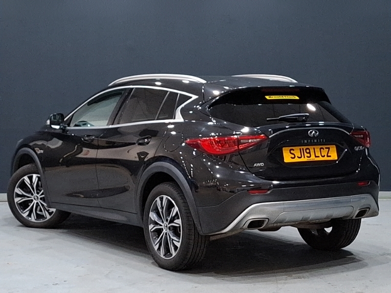 Infiniti QX30 2.2D Luxe Dct Black #2