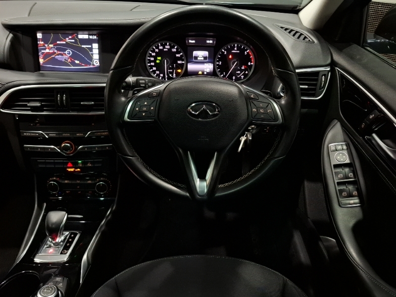 Infiniti QX30 2.2D Luxe Tech Dct Awd Euro 6 Ss Black #7