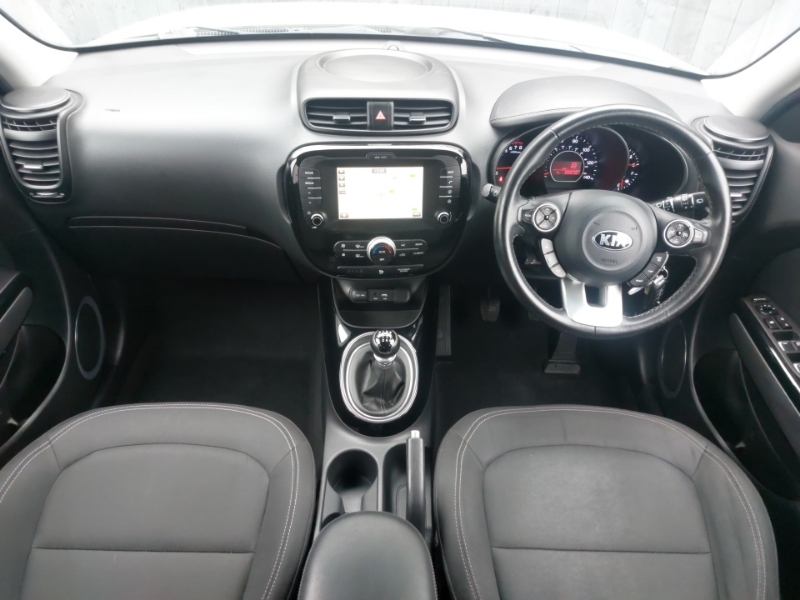 Kia Soul 1.6 Gdi 2 White #3