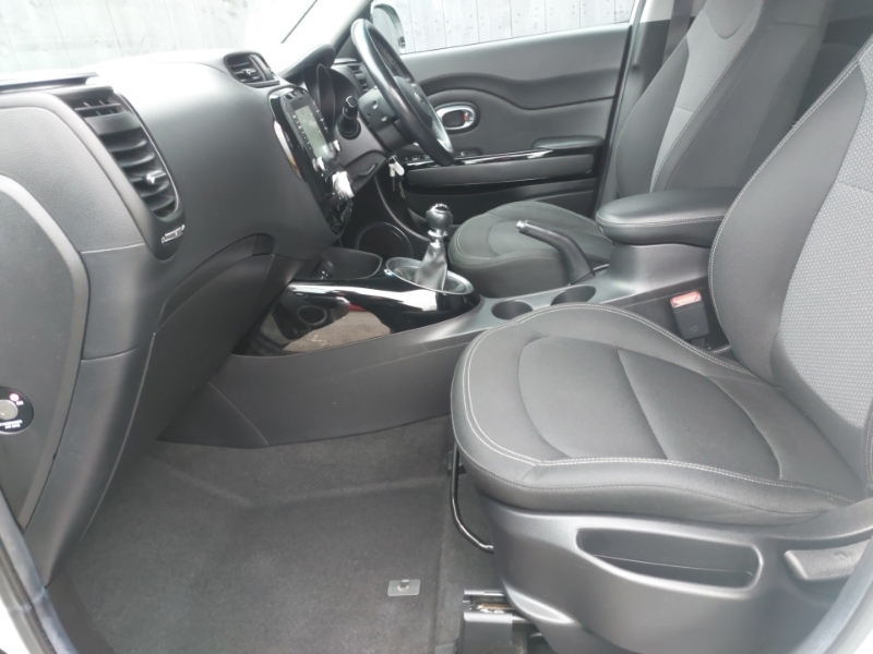 Kia Soul 1.6 Gdi 2 White #5