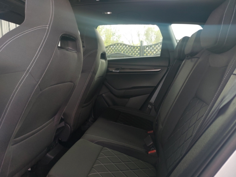 Skoda Karoq 1.5 Tsi Sportline Silver #6