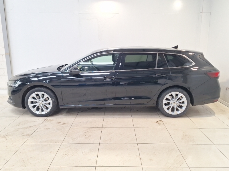 Skoda Superb 1.5 Tsi E-tec Se L Dsg Black #4