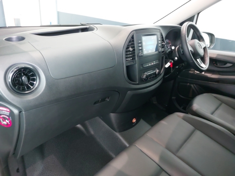 Mercedes-Benz Vito 114 Cdi Pro 9-Seater 9G-tronic KR24PVT White #5