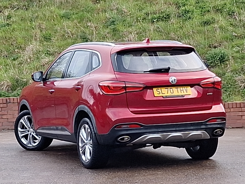 MG HS 1.5 T-gdi Exclusive Red #2