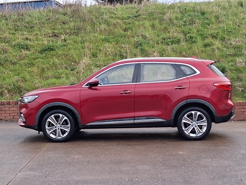 MG HS 1.5 T-gdi Exclusive Red #4