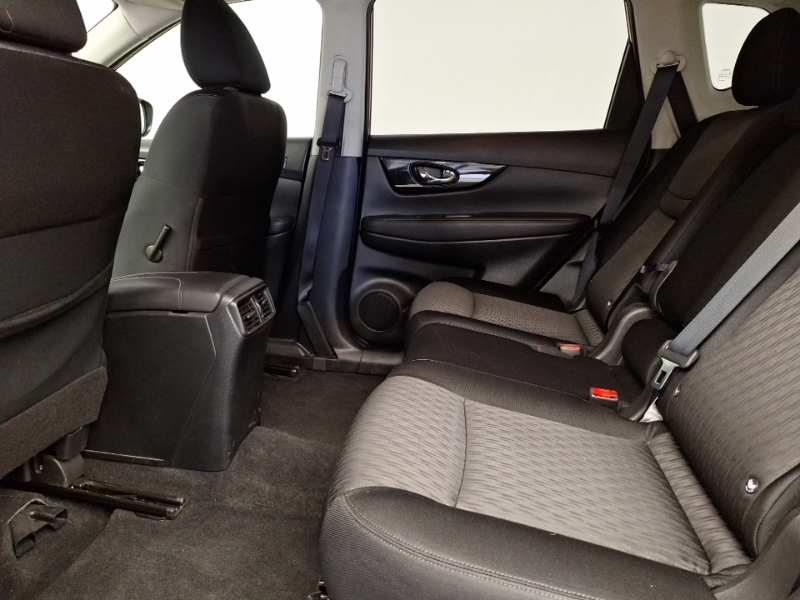 Nissan X-Trail 1.7 Dci N-connecta W21CAW Red #6