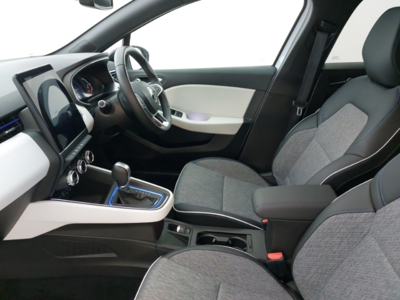 Renault Clio 1.6 E-tech Hybrid 140 Launch Edition White #5