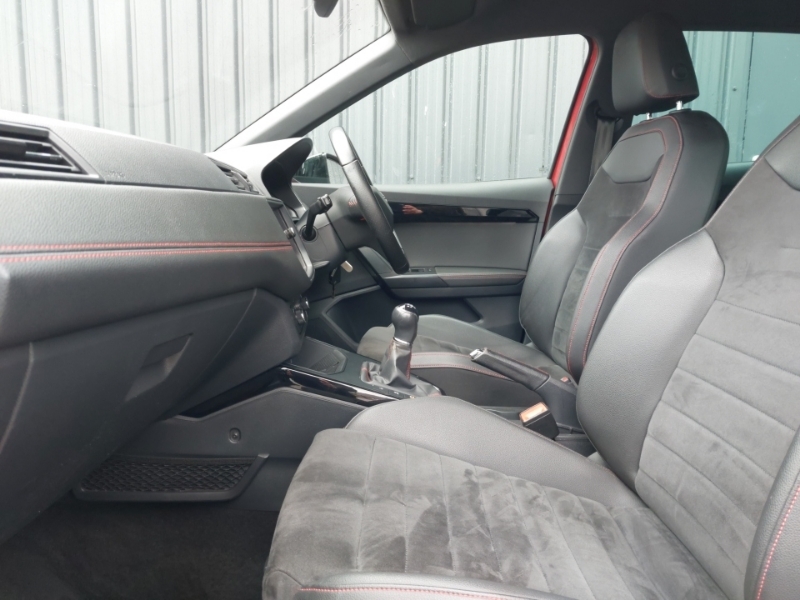 Seat Arona 1.5 Tsi Evo Fr Sport Red #5