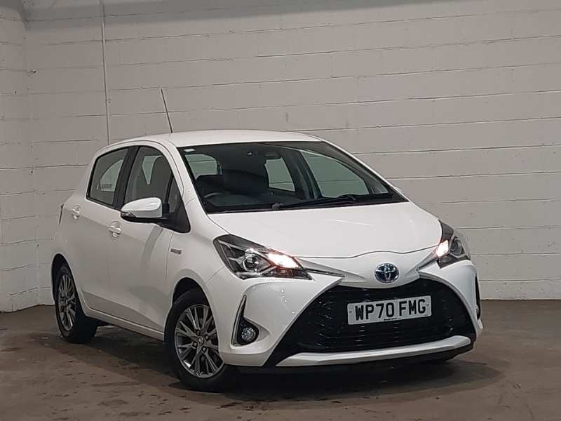 Toyota Yaris 1.5 Hybrid Icon Cvt White