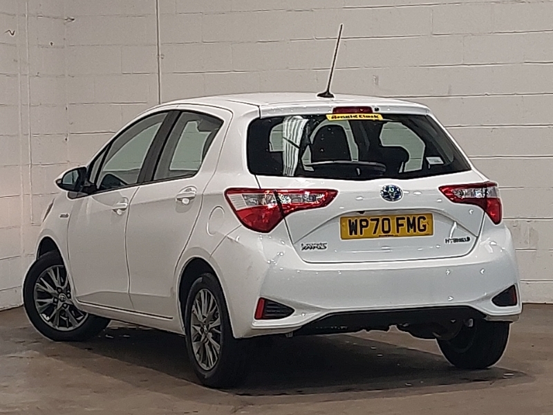 Toyota Yaris 1.5 Hybrid Icon Cvt WP70FMG White #2