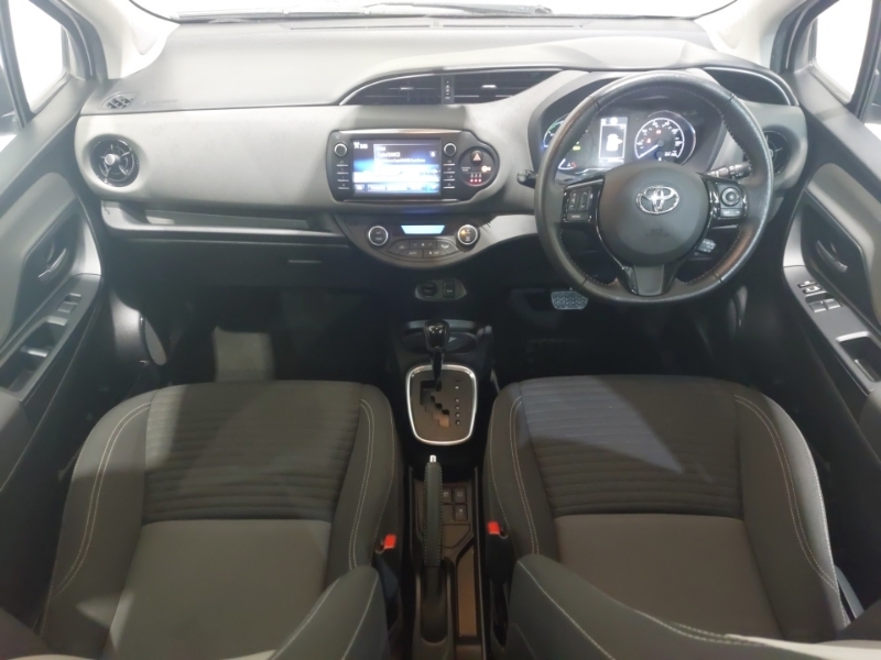 Toyota Yaris 1.5 Hybrid Icon Cvt WP70FMG White #3