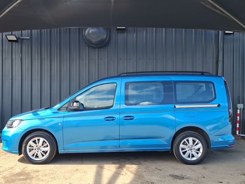 Volkswagen Caddy Maxi Life 2.0 Tdi 122 Life DU72EZO Blue #4