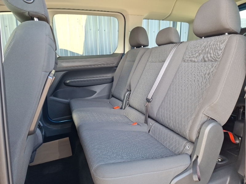Volkswagen Caddy Maxi Life 2.0 Tdi 122 Life DU72EZO Blue #6