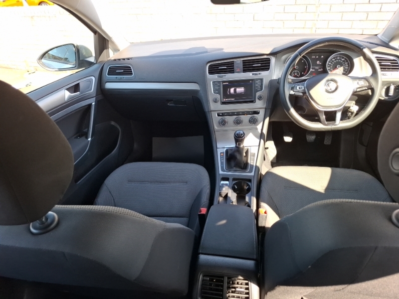 Volkswagen Golf 1.6 Tdi 110 Match Edition SG17YUD Silver #3