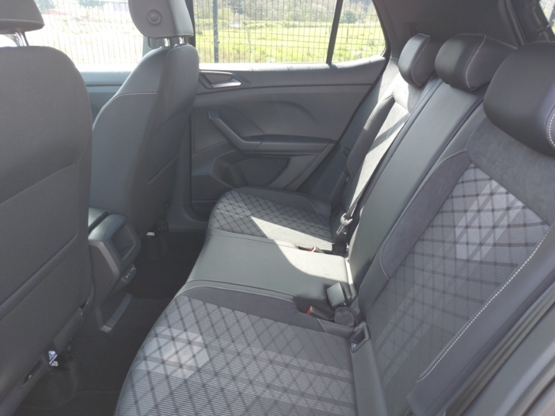 Volkswagen T-Cross 1.5 Tsi R-line Dsg Black #6