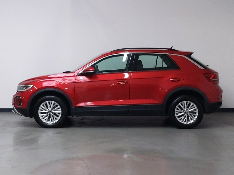 Volkswagen T-Roc 1.5 Tsi Life Dsg YB72XHA Red #4