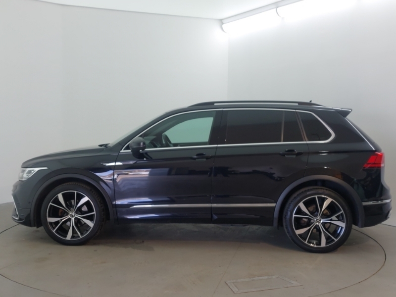 Volkswagen Tiguan 2.0 Tdi 4Motion R-line Dsg YH72GVM Black #4