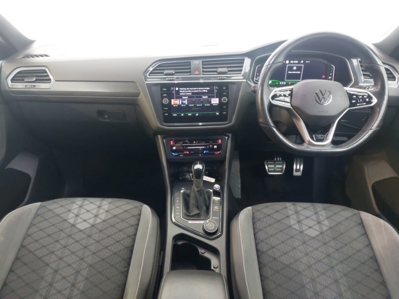 Volkswagen Tiguan 2.0 Tdi 4Motion R-line Dsg YH72GVM Black #3