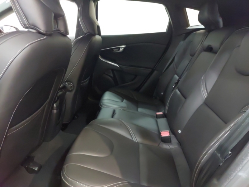 Volvo V40 T3 152 R Design Edition Geartronic Grey #6