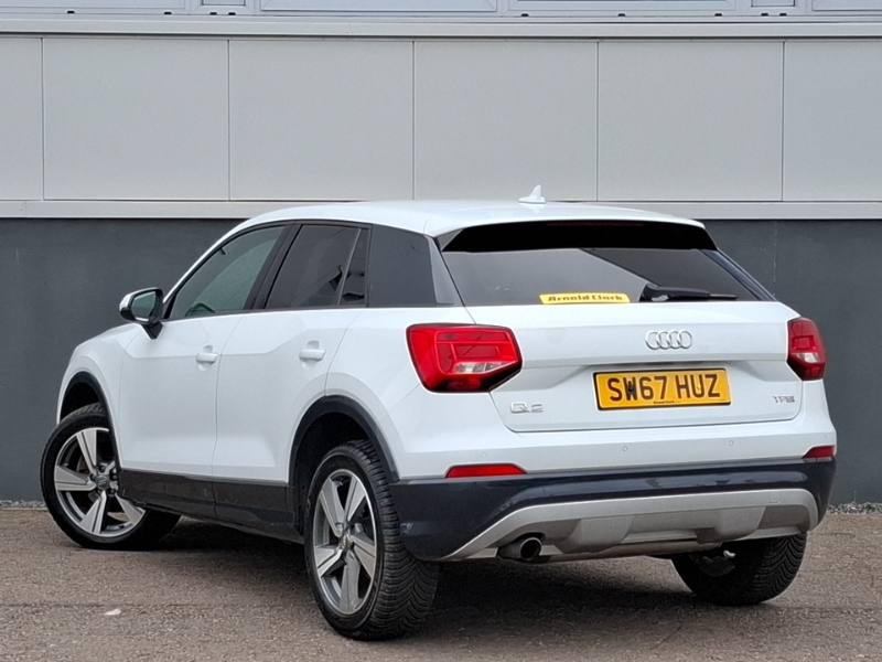 Audi Q2 1.0 Tfsi Sport White #2