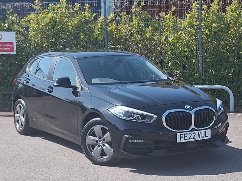 BMW 1 Series 118D Se Live Cockpit Professional Black