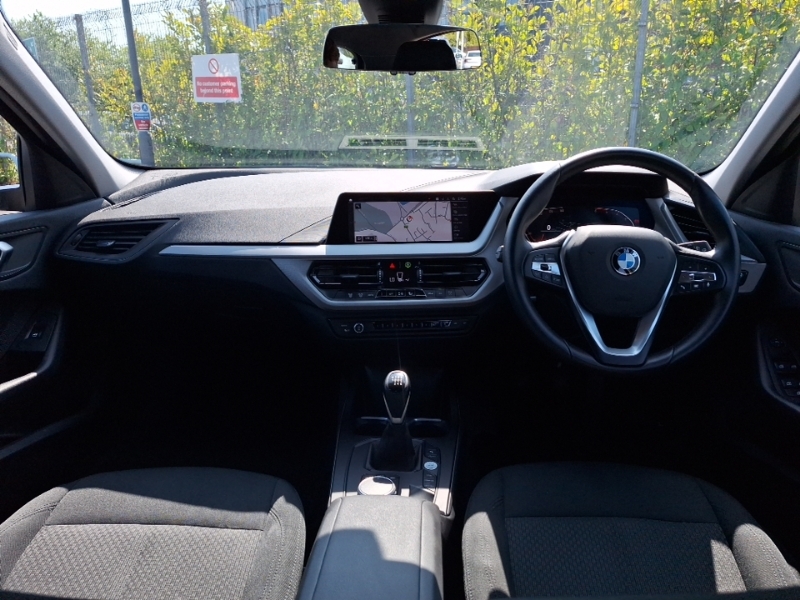 BMW 1 Series 118D Se Live Cockpit Professional Black #3
