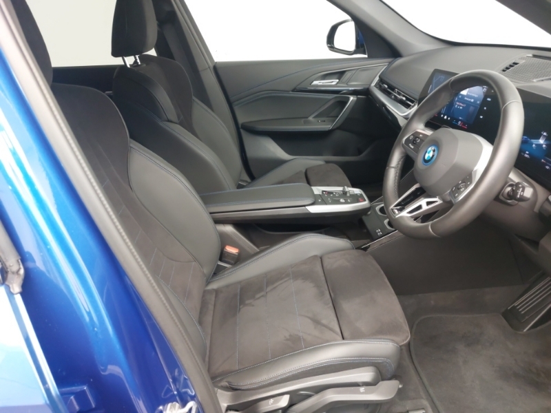 BMW iX1 150Kw Edrive20 M Sport 65Kwh Blue #6