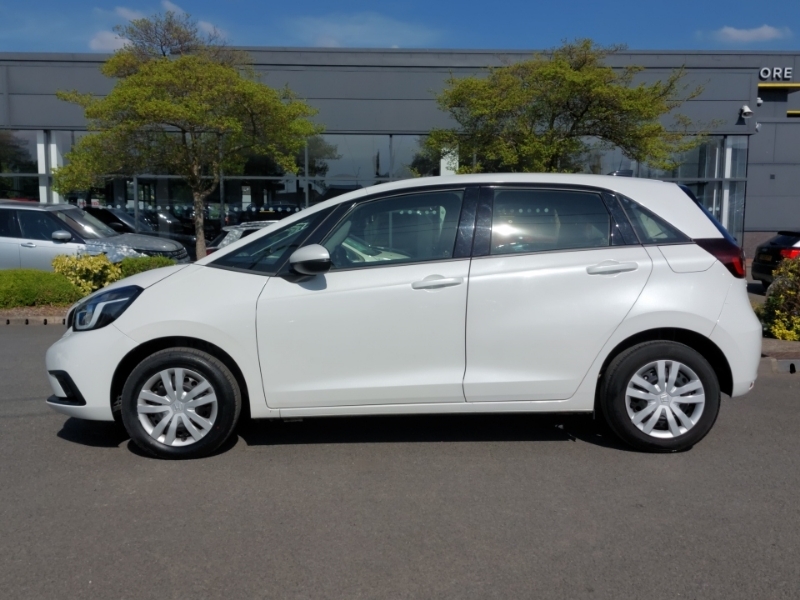 Honda Jazz 1.5 I-mmd Hybrid Se Ecvt SA72YJZ White #4