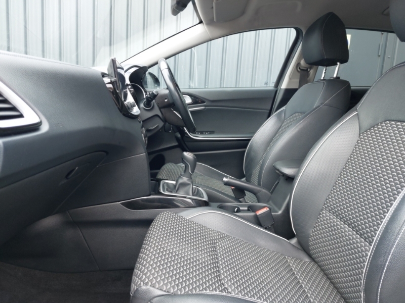 Kia Ceed 1.5T Gdi Isg 3 RO72PMU Black #5