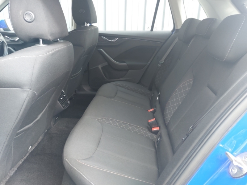 Skoda Kamiq 1.0 Tsi 110 Se BL70RVJ Blue #6