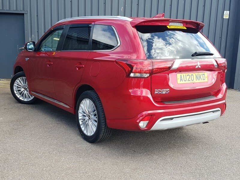 Mitsubishi Outlander 2.4 Phev Design AU20NKD Red #2