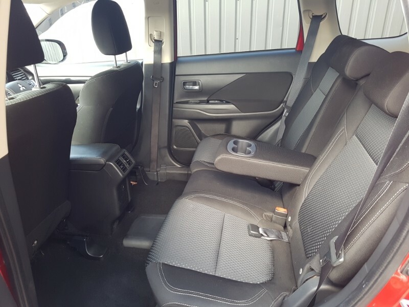Mitsubishi Outlander 2.4 Phev Design AU20NKD Red #6