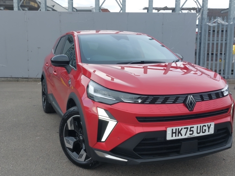 Renault Symbioz 1.3 Tce 140 Techno Red