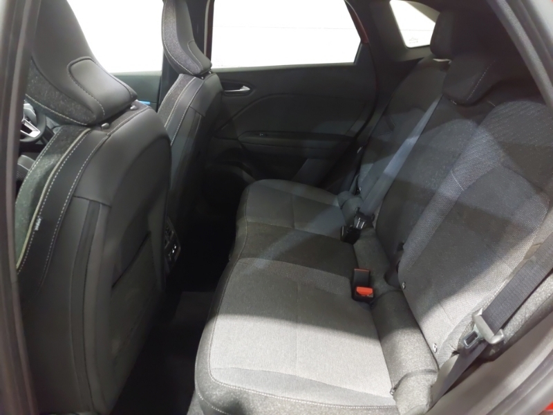 Renault Symbioz 1.3 Tce 140 Techno HK75SZF Red #6