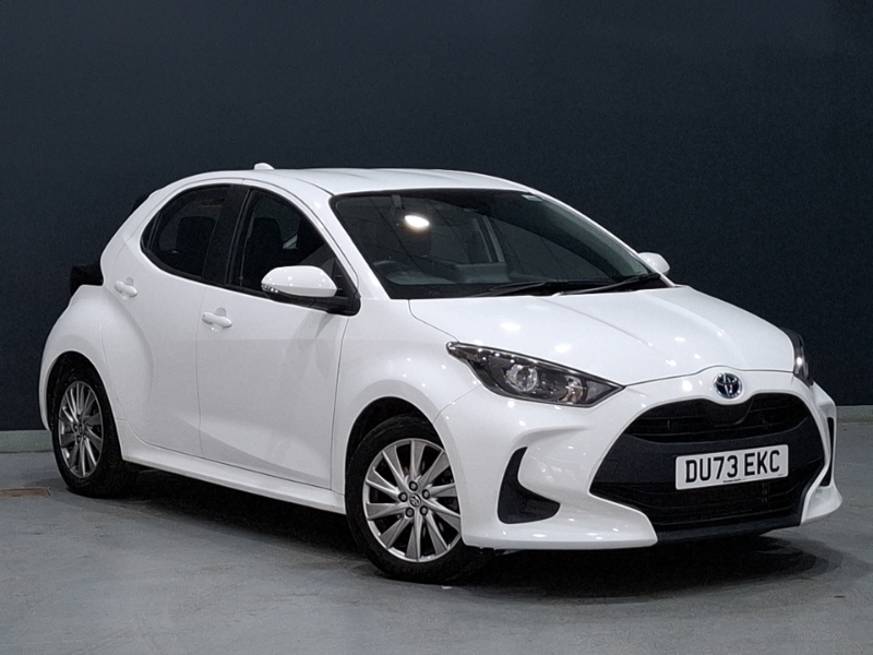 Toyota Yaris 1.5 Hybrid Icon Cvt White