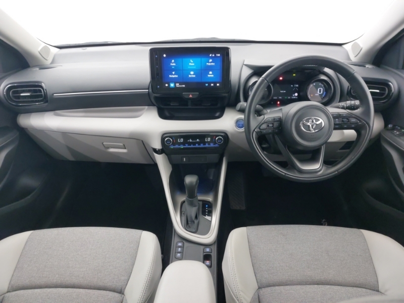 Toyota Yaris 1.5 Hybrid Excel Cvt FV73UBN Black #3