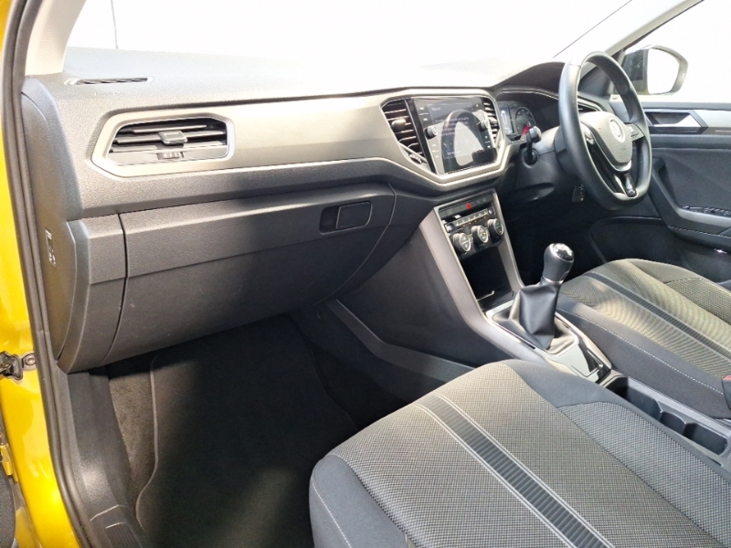 Volkswagen T-Roc 1.5 Tsi Evo Design DA71HJO Yellow #5