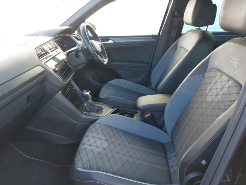 Volkswagen Tiguan 2.0 Tdi R-line Dsg BF23OBL Black #5