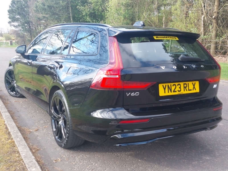 Volvo V60 2.0 T6 350 Recharge Phev Plus Dark Awd YN23RLX Black #2