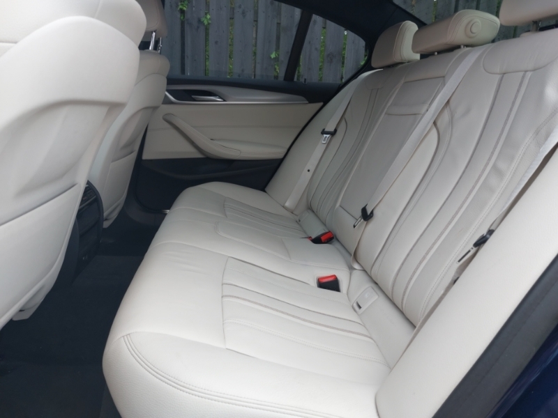 BMW 5 Series 520D M Sport FG69HJY Blue #6