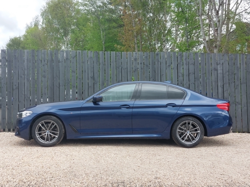 BMW 5 Series 520D M Sport FG69HJY Blue #4